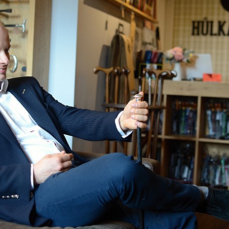 Udělám pro vás vše co je legální a morální