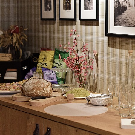 Akce: Hůlkařka Ženám