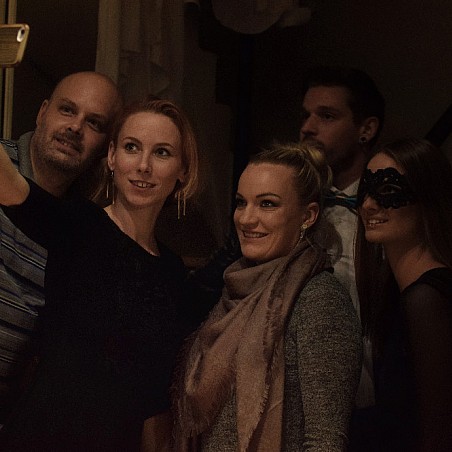 Akce: Hůlkařka Ženám